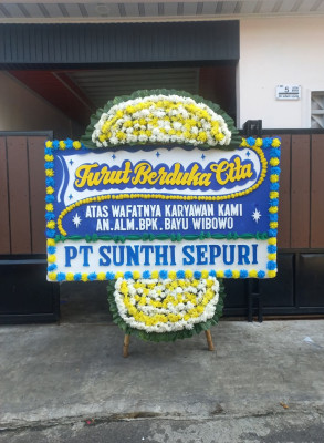 Papan Bunga Duka di Binuang Kampuang Dalam